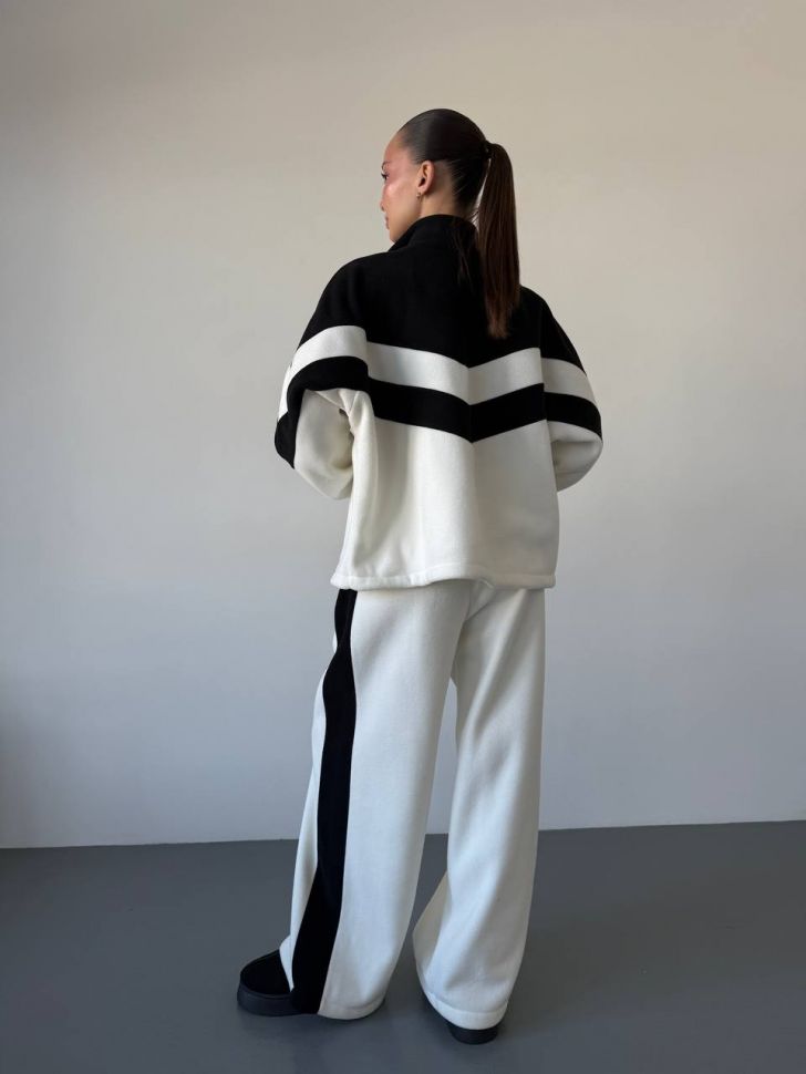 Костюм Розмір: 42-48, 50-54 S3961