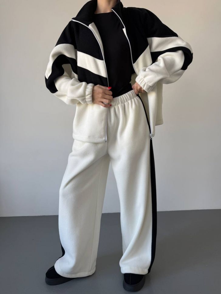 Костюм Розмір: 42-48, 50-54 S3961