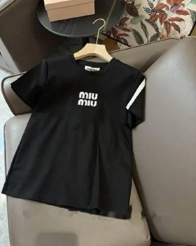 Костюм Розмір: 42-44,46-48 S6460