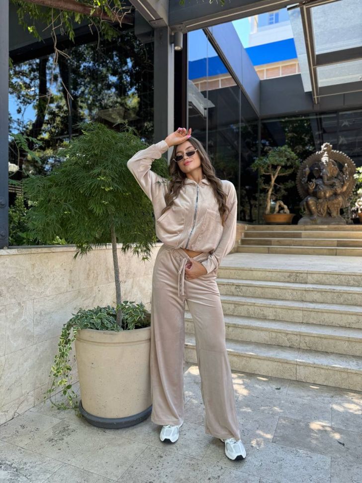 Костюм Розмір: 42-44, 46-48 S1260