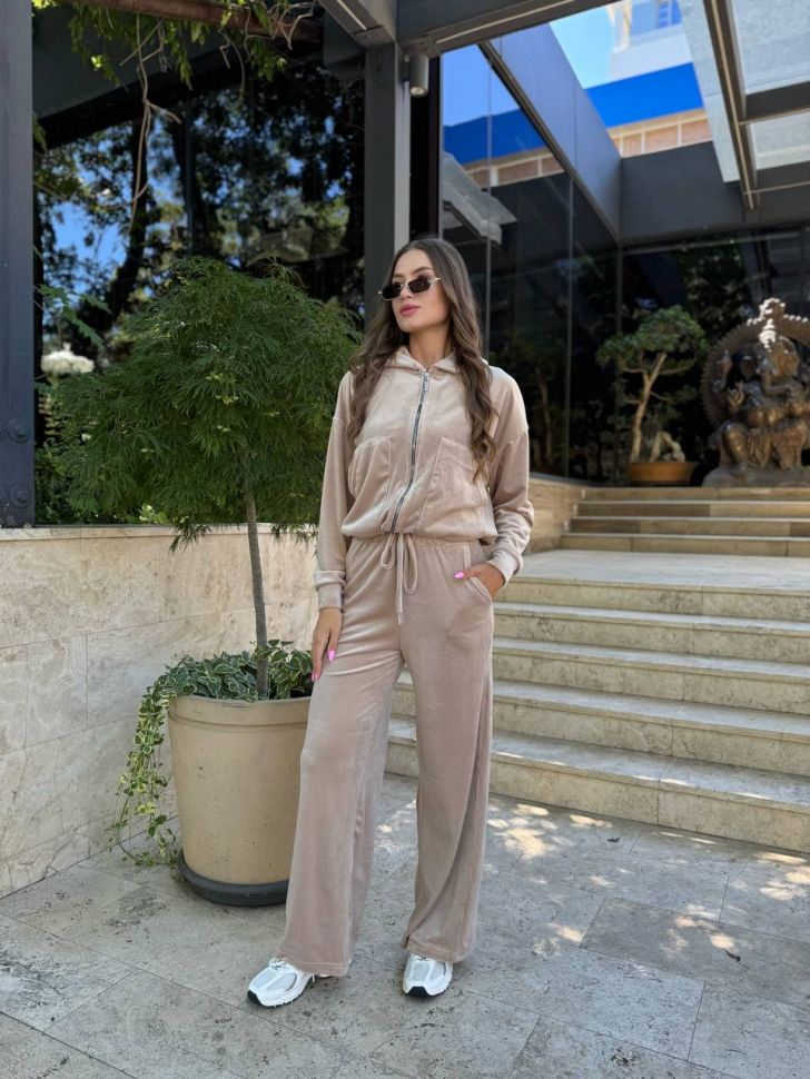 Костюм Розмір: 42-44, 46-48 S1260