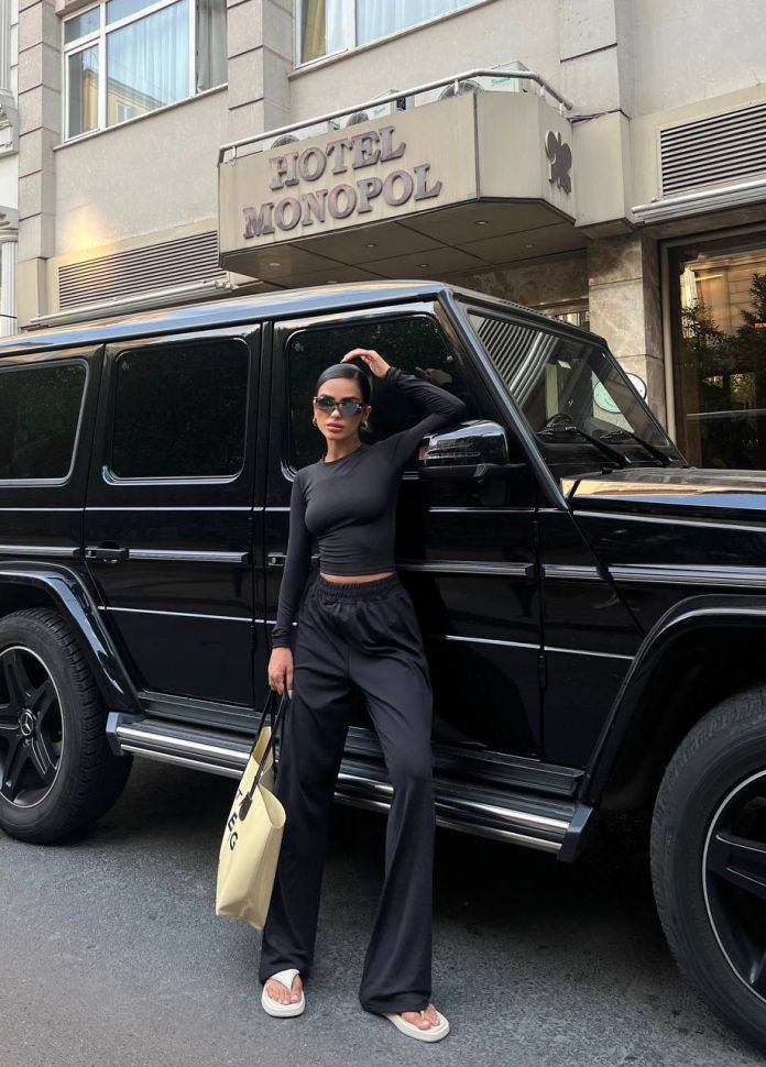 Костюм Розмір: 42-44, 46-48 S958