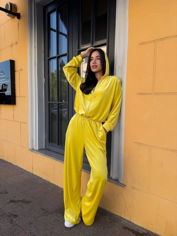 Костюм Розмір: 42-46, 48-52 S4465