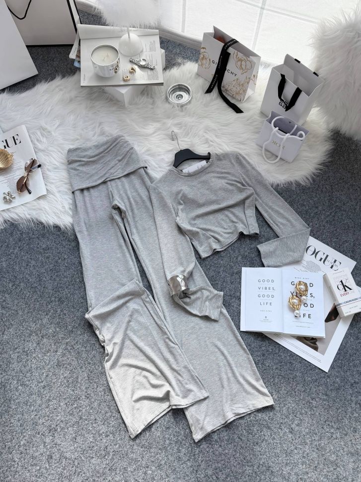 Костюм Розмір: 42-44, 46-48 S6665