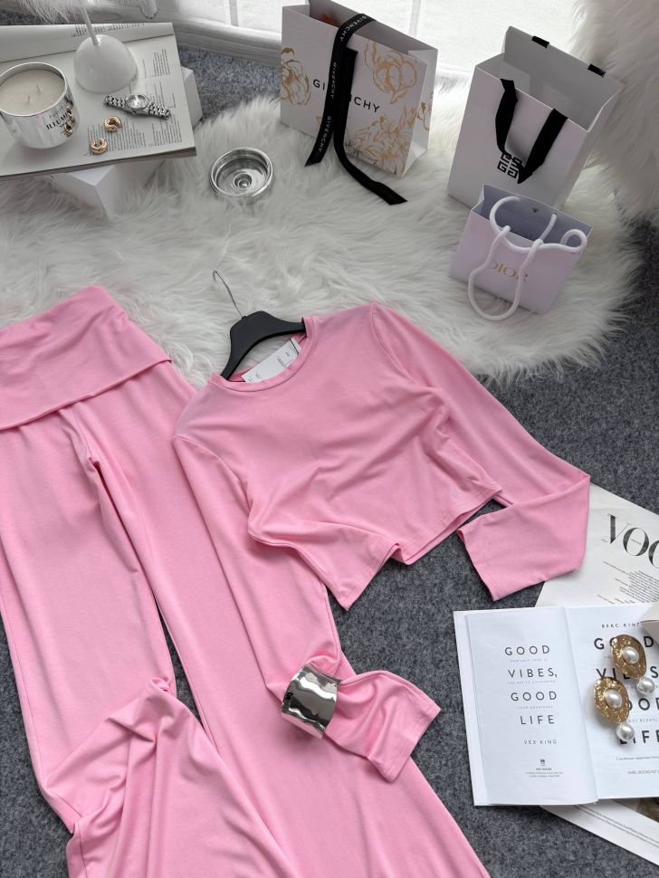 Костюм Розмір: 42-44, 46-48 S6665