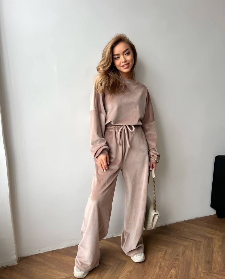 Костюм Розмір: 42-44,46-48 S1265