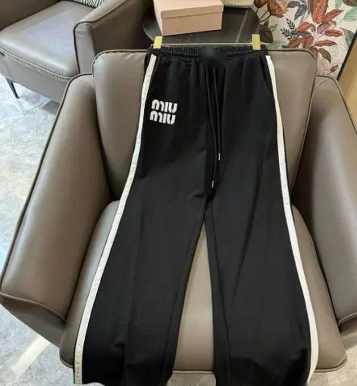 Костюм Розмір: 42-44,46-48 S667