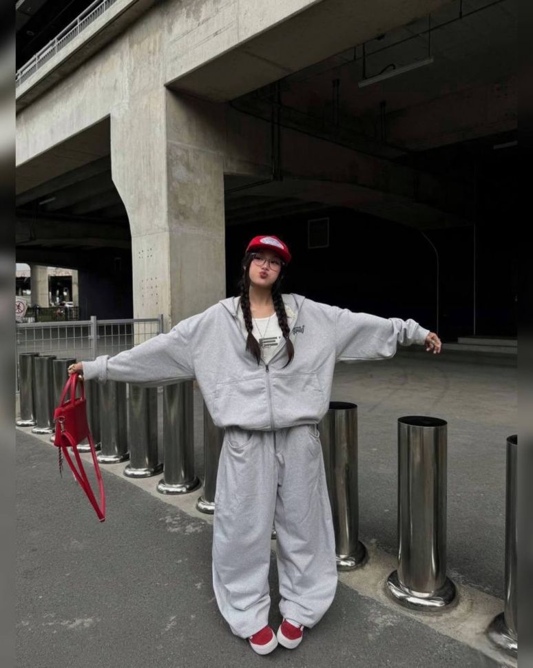 Костюм Розмір: 42-48 S1873