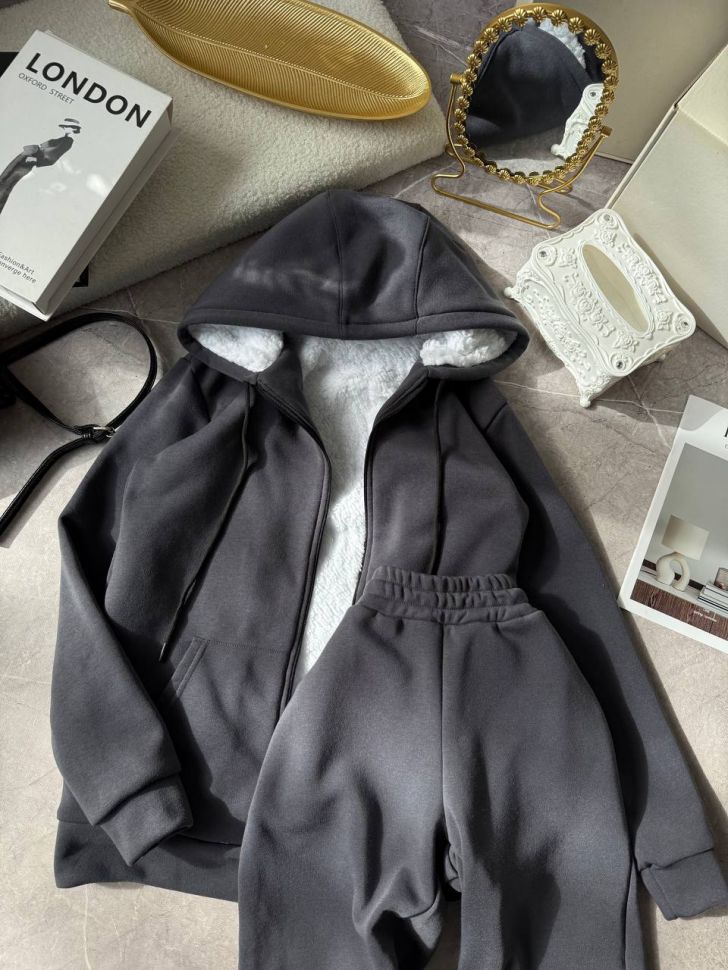 Костюм Розмір: 42-44, 46-48, 50-52 S3773