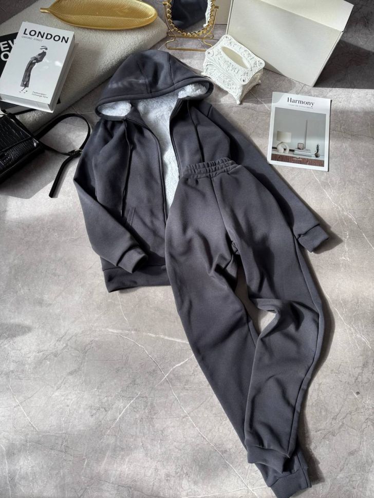 Костюм Розмір: 42-44, 46-48, 50-52 S3773