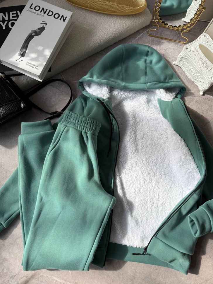 Костюм Розмір: 42-44, 46-48, 50-52 S3773