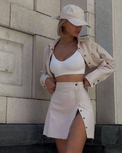 Костюм Розмір: 42/44, 46/48 S2775