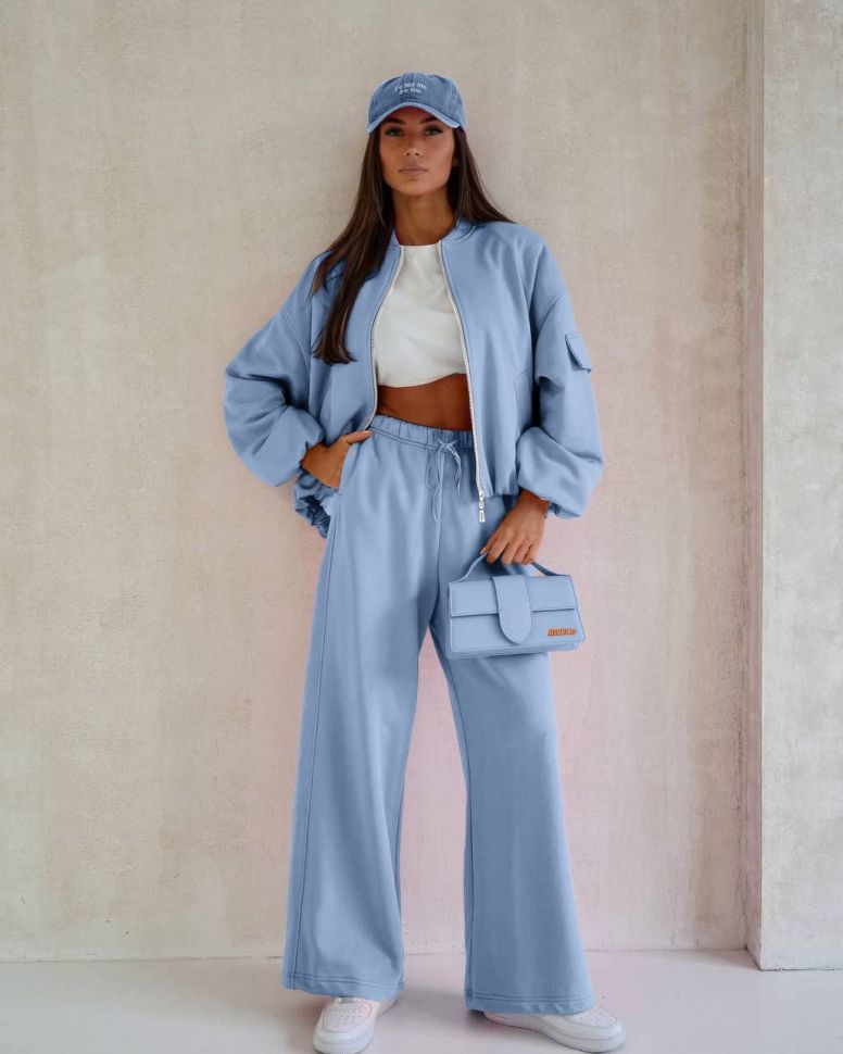 Костюм Розмір: 42-44,46-48,50-52,54-56 S1273