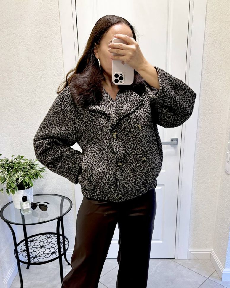 Куртка Розмір: s m l S6076