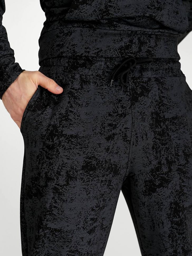 Костюм Розмір: 42-46, 48-50, 52-54 S6575