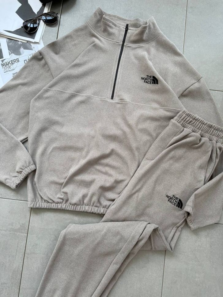 Костюм Розмір: 44-46, 48-50, 52-54 S1071