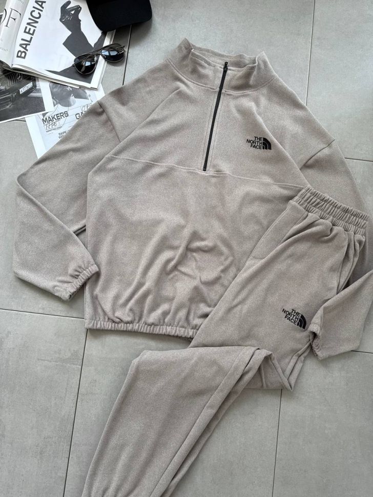 Костюм Розмір: 44-46, 48-50, 52-54 S1071