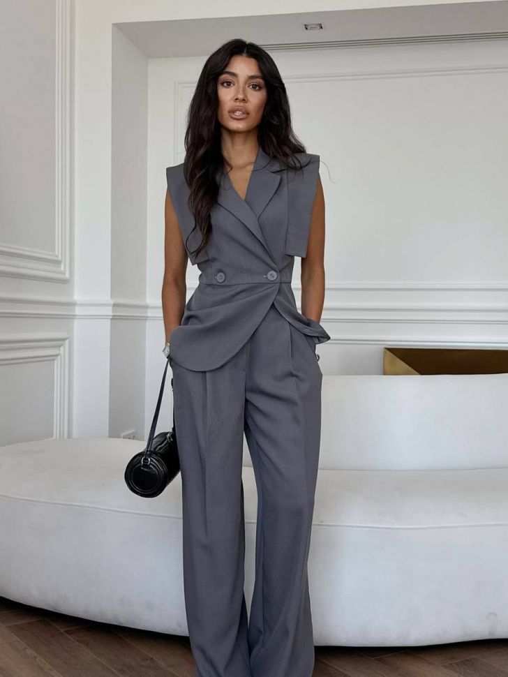 Костюм Розмір: 42-44, 46-48 S4477