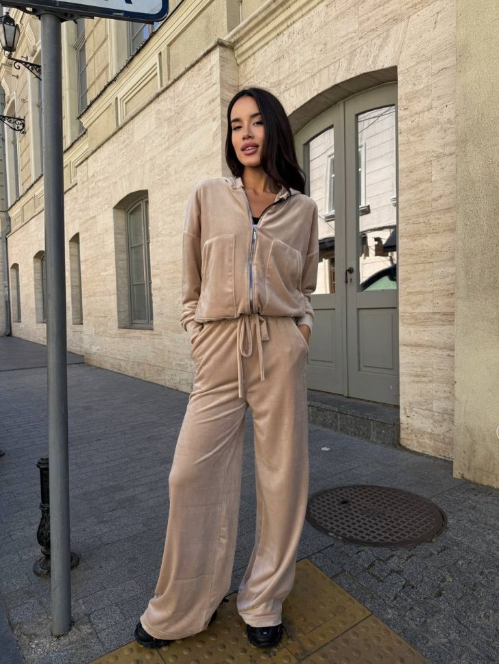 Костюм Розмір: 42-44, 46-48 S1881