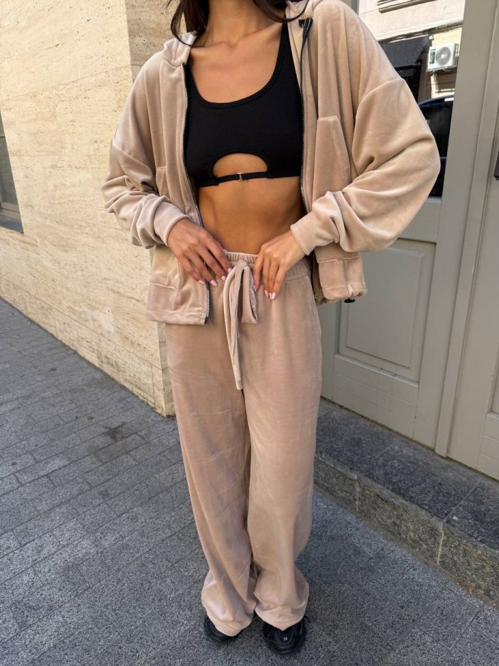 Костюм Розмір: 42-44, 46-48 S1881