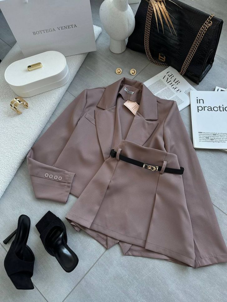 Костюм Розмір: 42-44, 46-48 S3880