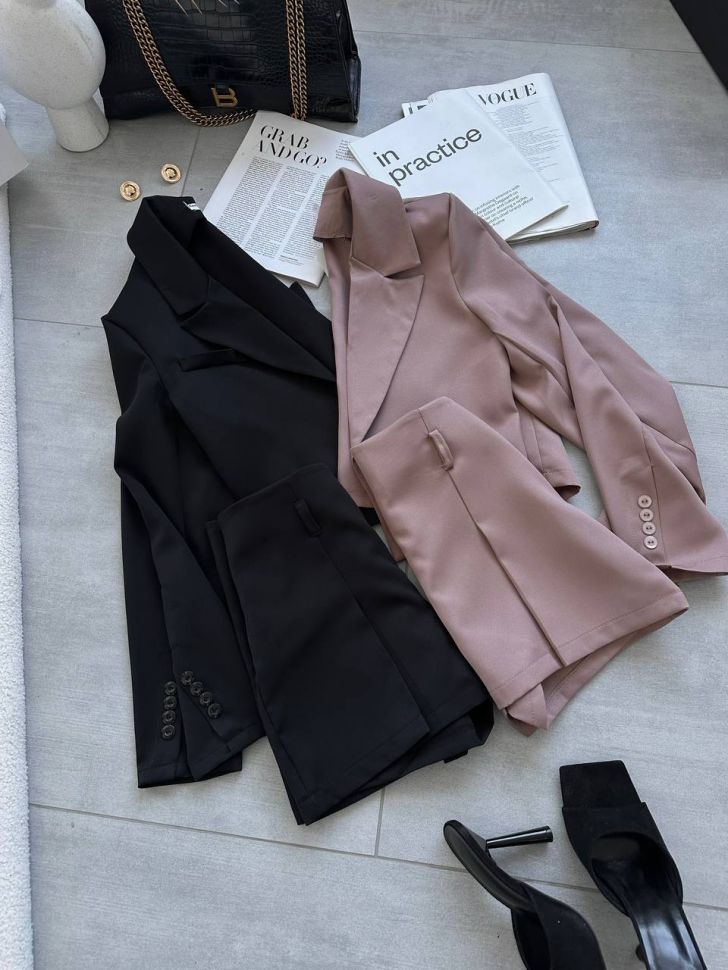 Костюм Розмір: 42-44, 46-48 S3880