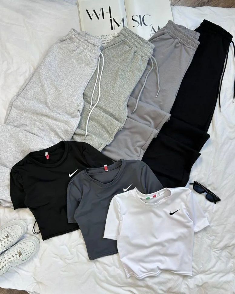 Костюм Розмір: 42-46 S5580