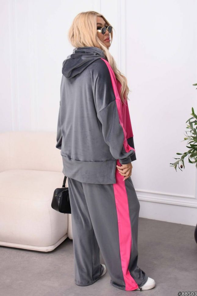 Костюм Розмір: 50-52,54-56,58-60 S6579