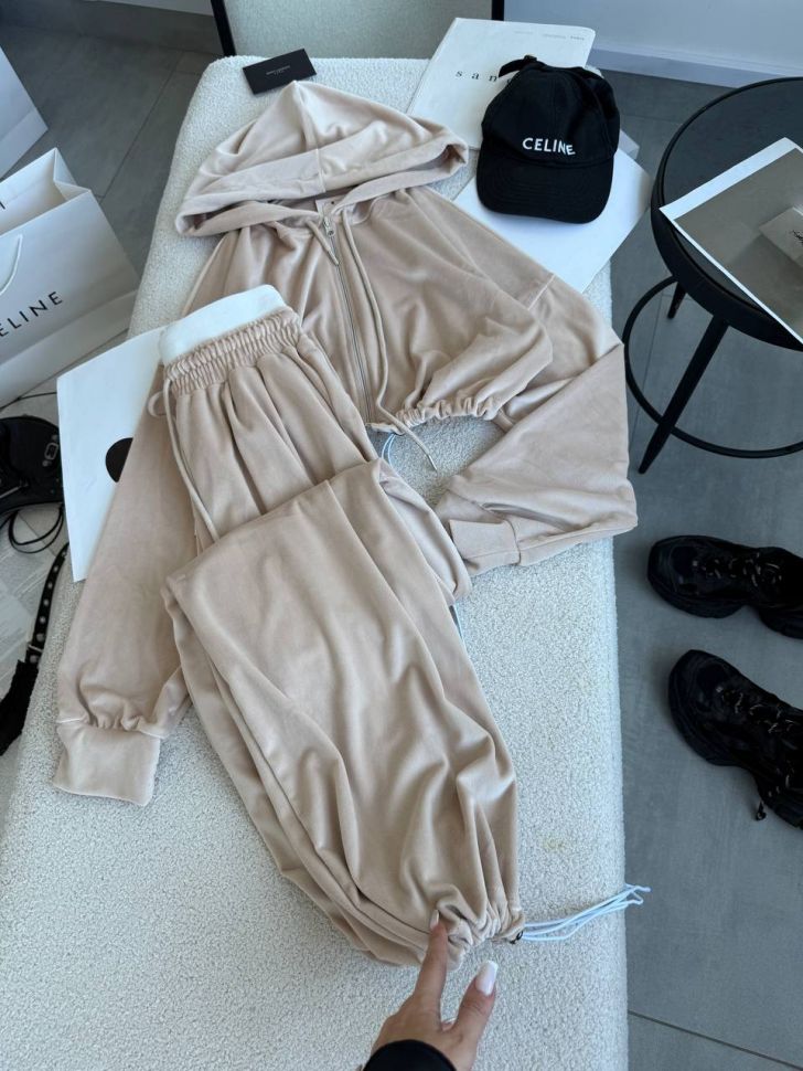 Костюм Розмір: 42-44, 46-48 S6679