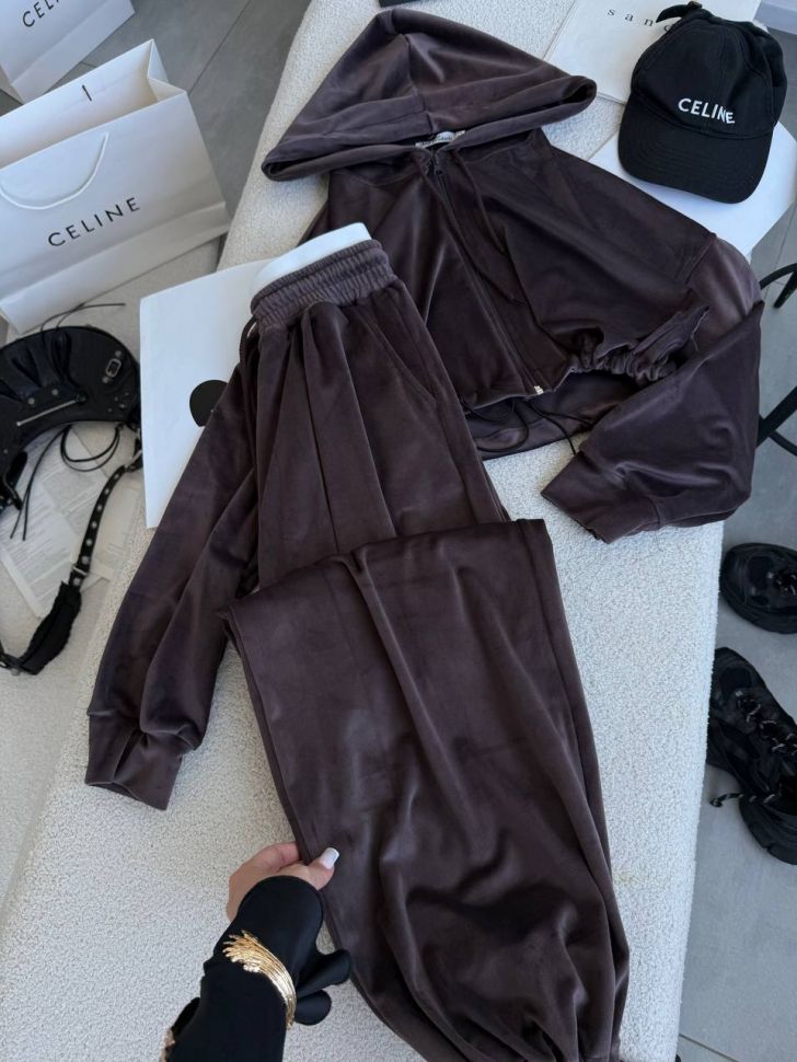 Костюм Розмір: 42-44, 46-48 S6679