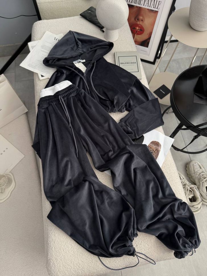 Костюм Розмір: 42-44, 46-48 S6679