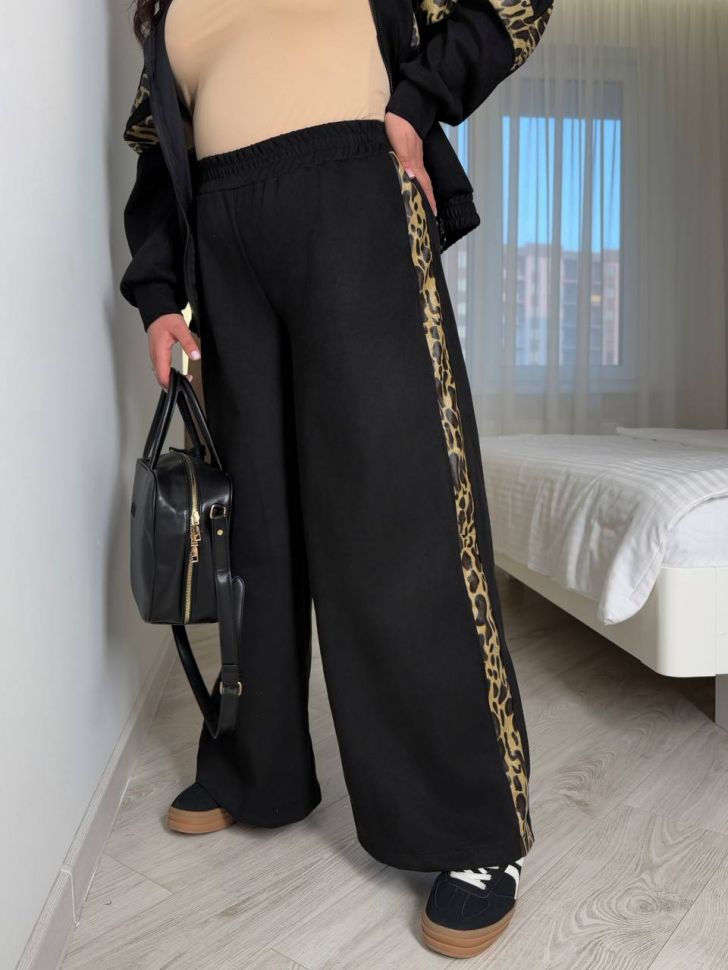 Костюм Розмір: 42/46 S1075