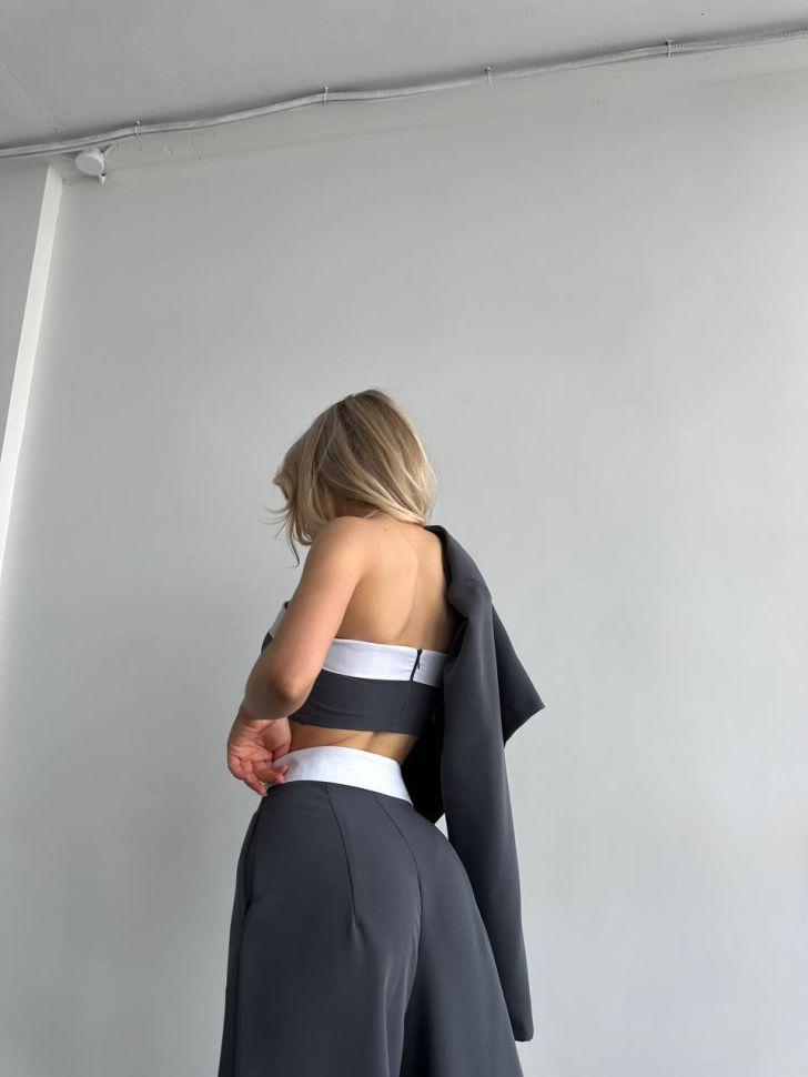 Костюм Розмір: 42-44, 46-48 S3881