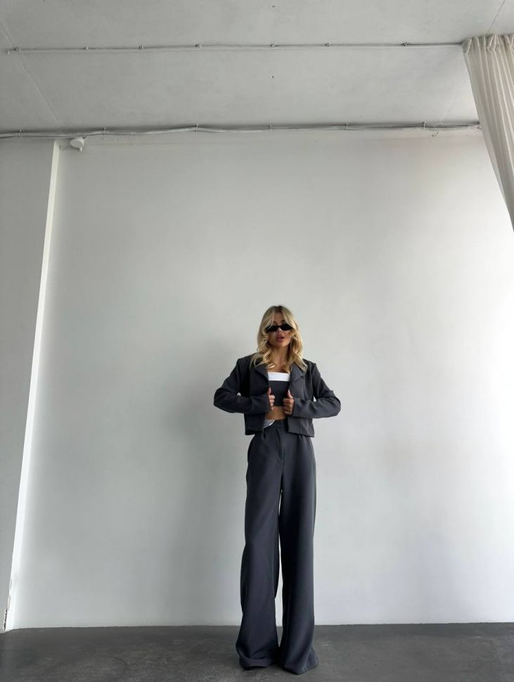 Костюм Розмір: 42-44, 46-48 S3881