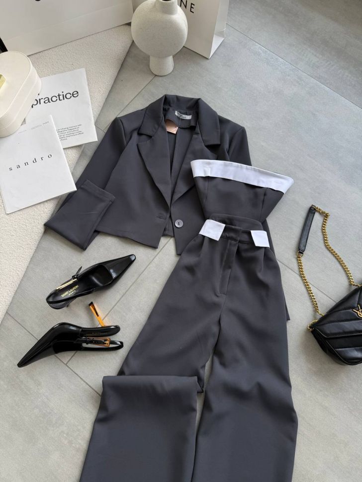 Костюм Розмір: 42-44, 46-48 S3881