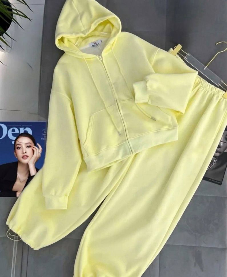 Костюм Розмір: 42-44,46-48,50-52 S780