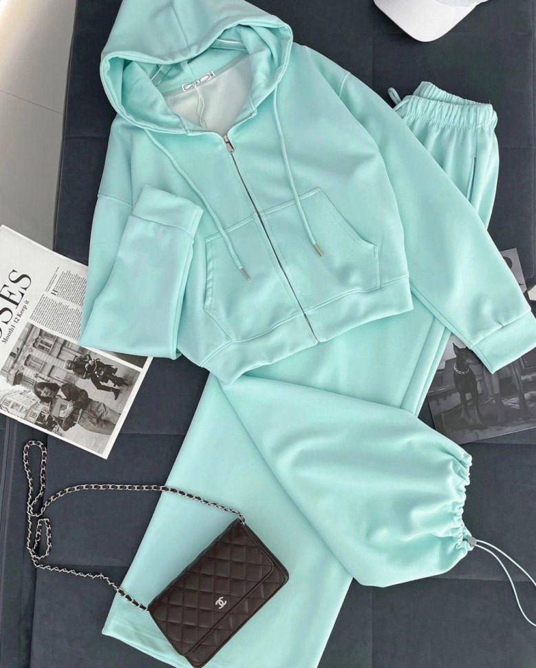 Костюм Розмір: 42-44,46-48,50-52 S780