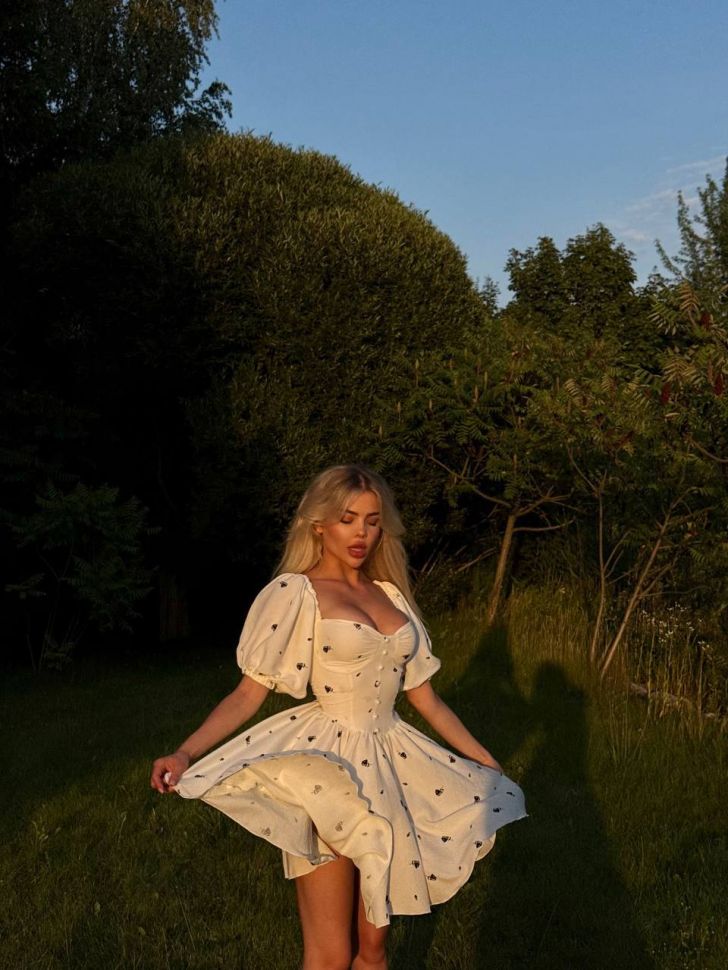 Сукня Розмір: 42-44, 44-46 S978