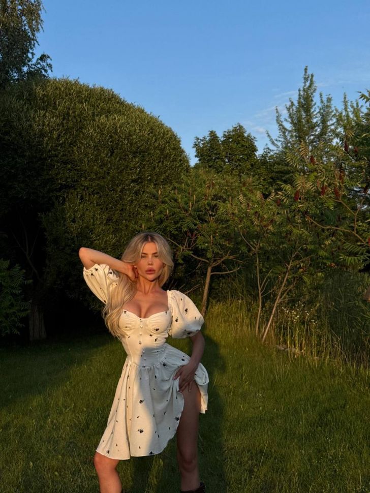 Сукня Розмір: 42-44, 44-46 S978