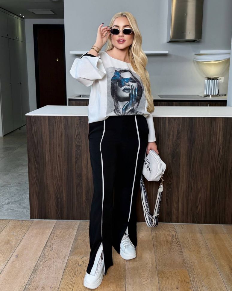 Костюм Розмір: 50-52,54-56,58-60 S4685