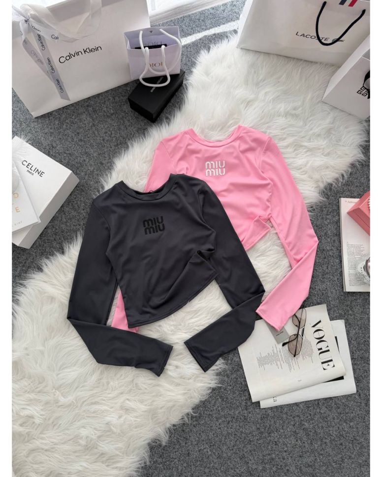 Костюм Розмір: 40-42,44-46 S6285