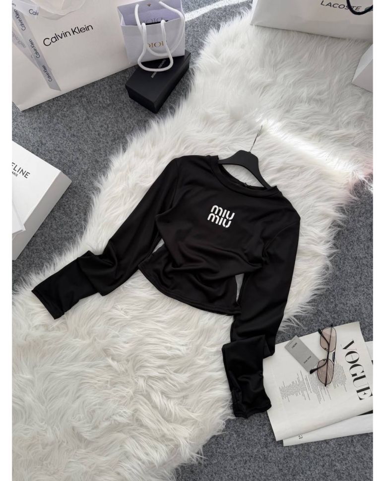 Костюм Розмір: 40-42,44-46 S6285