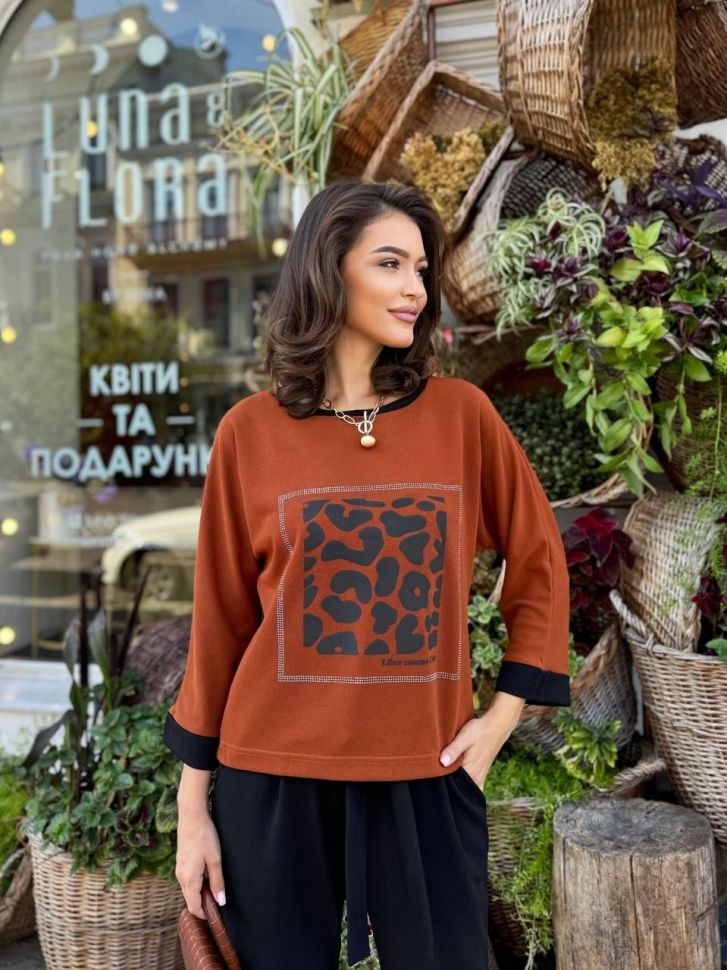 Костюм Розмір: 42-44,46-48,50-52,54-56 S6585