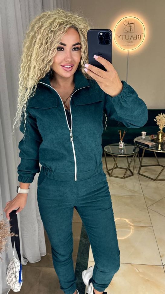 Костюм Розмір: 42-44, 46-48, 50-52 S1182