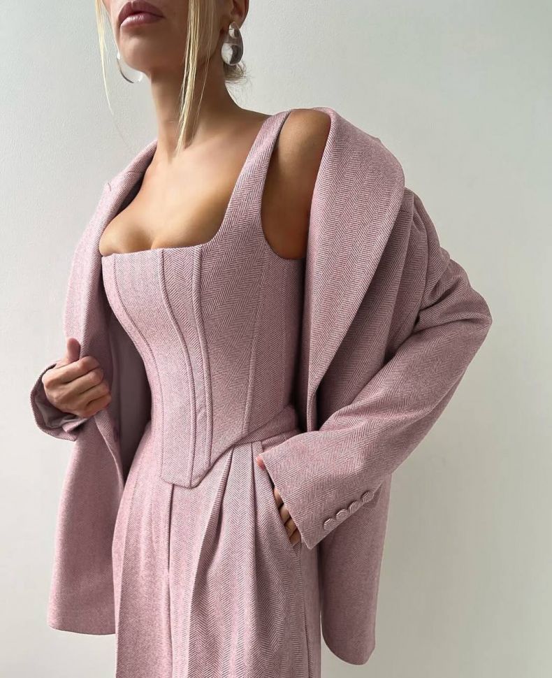 Комплект Розмір: 42, 44, 46 S2289