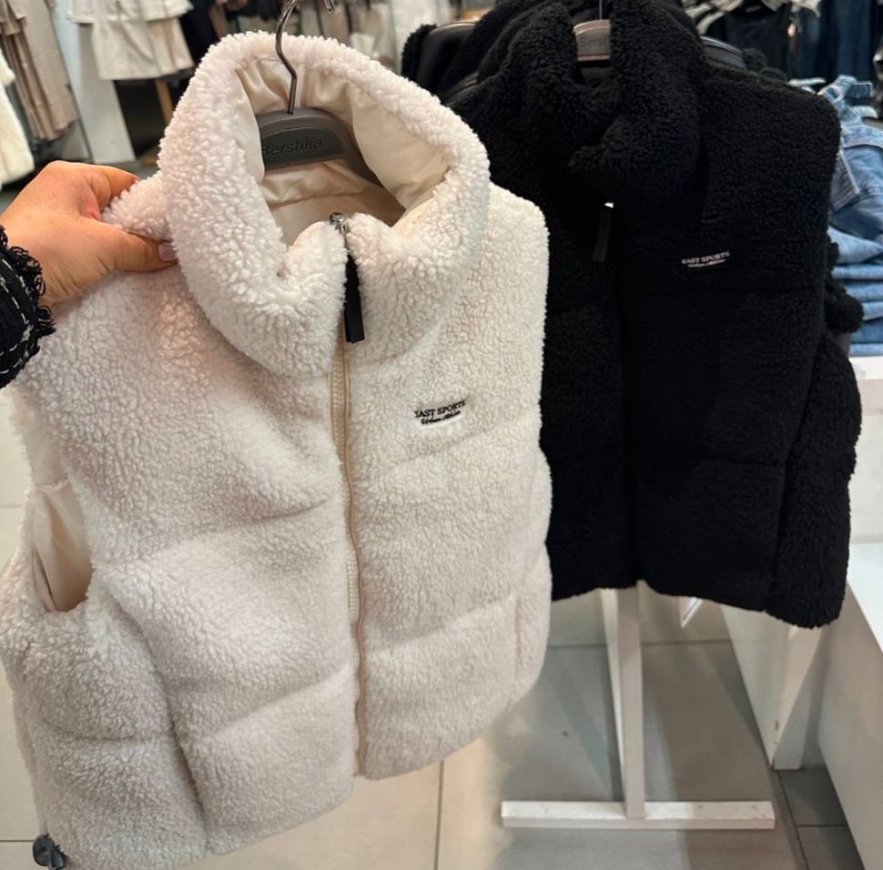 Жилетка Розмір: 42-44, 46-48, 50-54 S5087