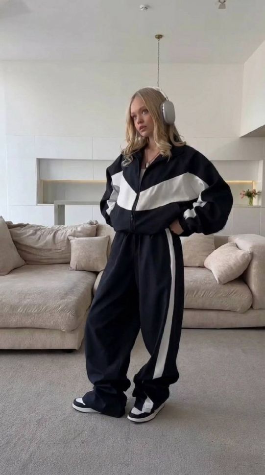 Костюм Розмір: 42/44, 46/48 S6886