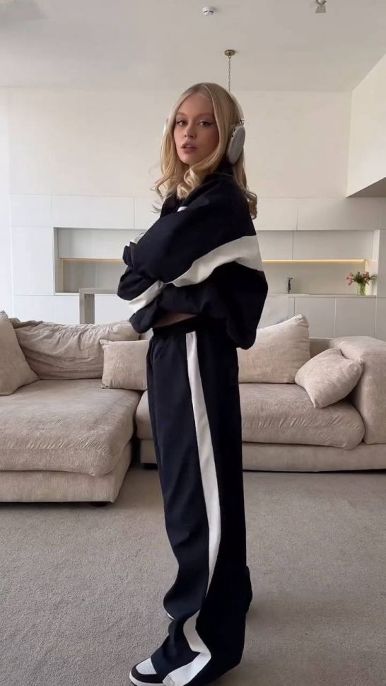 Костюм Розмір: 42/44, 46/48 S6886