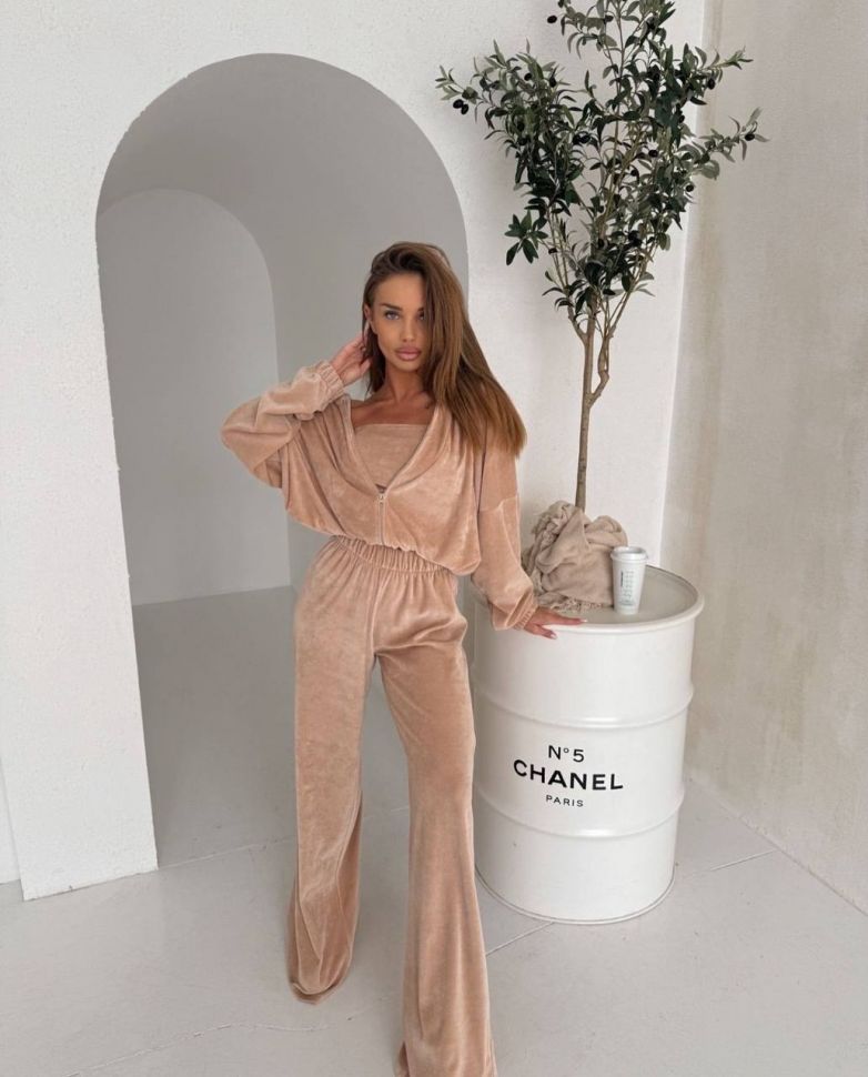 Костюм Розмір: 42-44,44-46 S4088