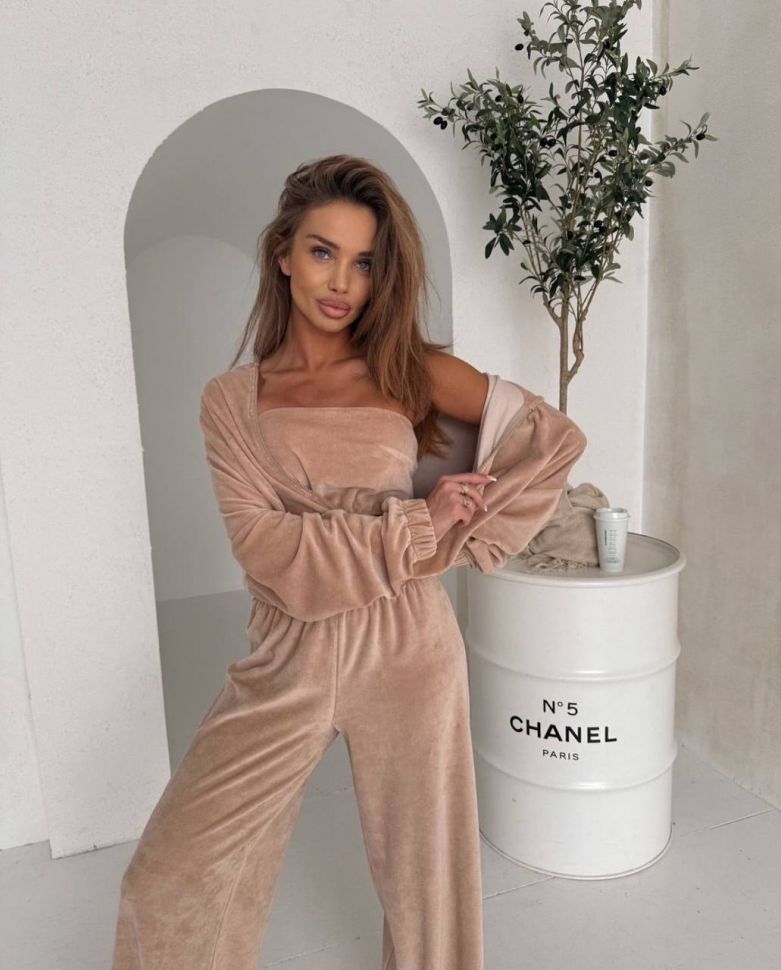 Костюм Розмір: 42-44,44-46 S4088